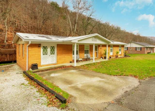 Property at 52 Station Branch Ests, Prestonsburg, KY 41653, 4 beds, 2 baths