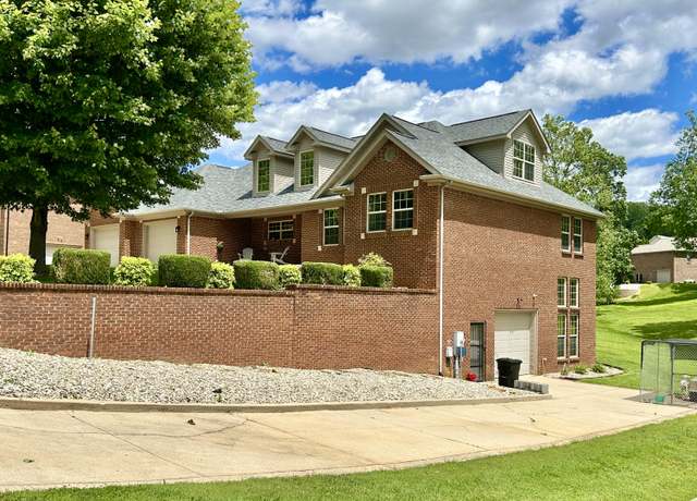 Property at 361 Kolsons Landing Dr, Somerset, KY 42503, 4 beds, 3 baths