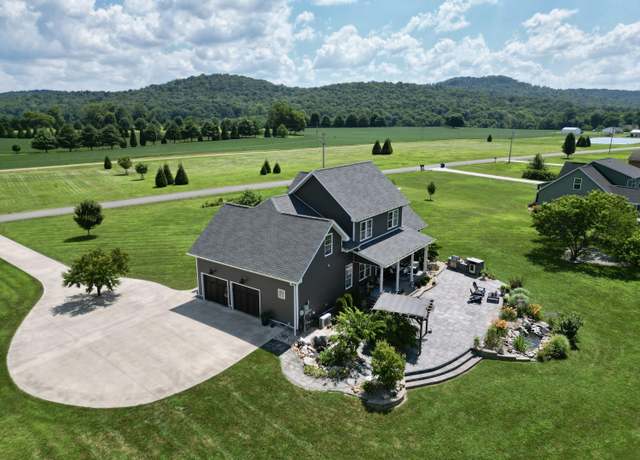 Property at 12-A Cove Creek Dr, Somerset, KY 42501, 4 beds, 2.5 baths