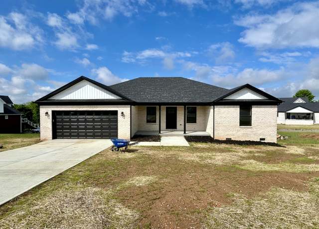 Property at 20 Lindrick Dr, Somerset, KY 42503, 4 beds, 2 baths