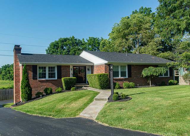 Property at 1112 Hopi Trl, Frankfort, KY 40601, 4 beds, 3 baths