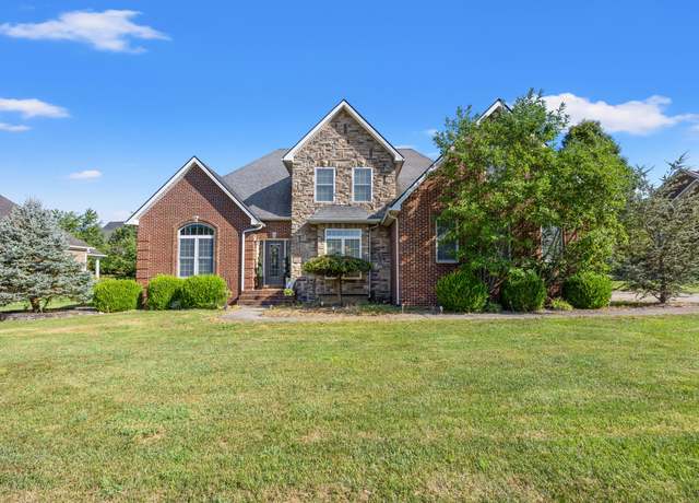 Property at 208 Royal Oak Dr, Winchester, KY 40391, 4 beds, 2.5 baths