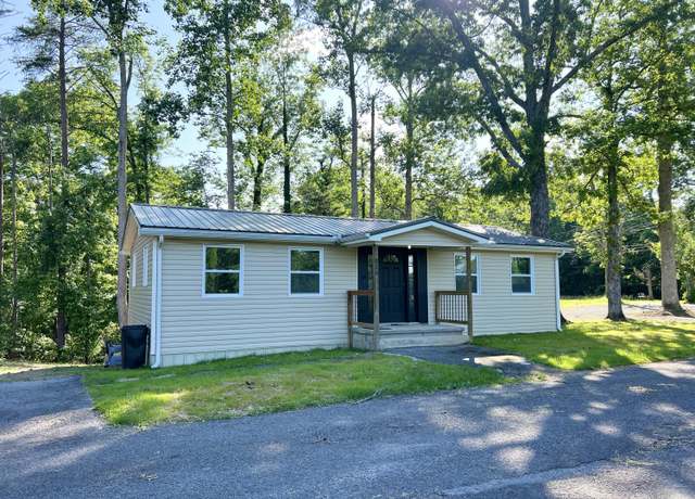Property at 819 Scotts Chapel Rd, Jamestown, KY 42629, 3 beds, 2 baths