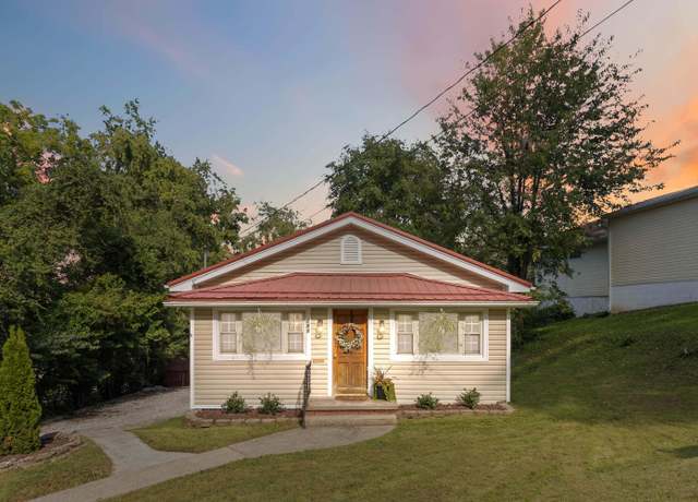 Property at 201 Padgett St St, Corbin, KY 40701, 3 beds, 1 bath