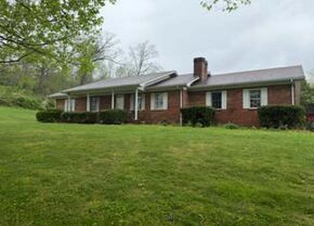 Property at 94 Mountain Parkway Spur Rd, Campton, KY 41301, 3 beds, 2 baths