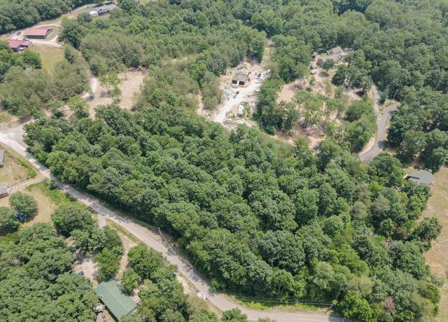 Property at Lot 7 Woods Trail Dr, Irvine, KY 40336
