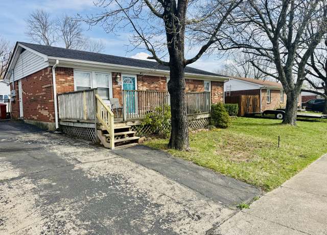 Property at 614 South Central Ave, Nicholasville, KY 40356, 3 beds, 1 bath