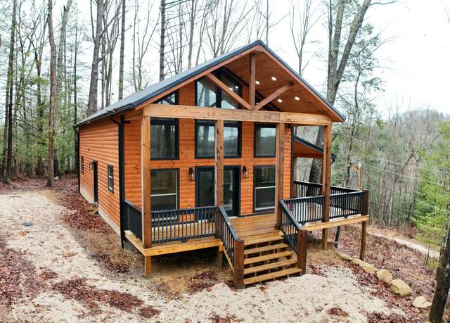 Property at 1088 High Falls Rd, Campton, KY 41301, 3 beds, 2 baths
