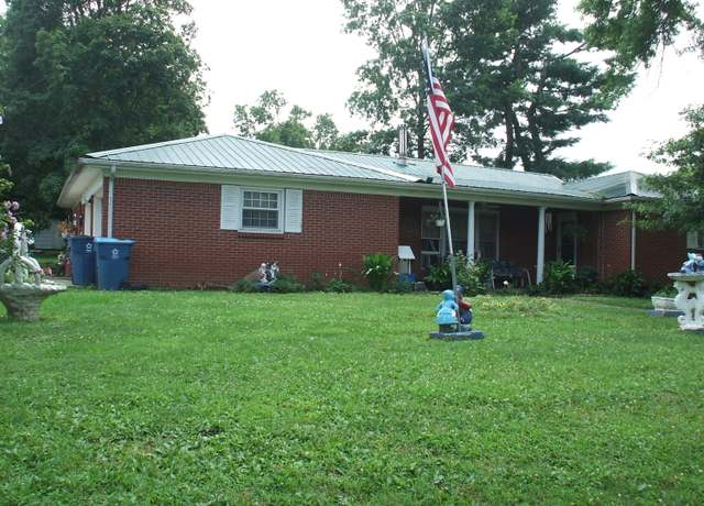 Property at 101 Whitney Ave, Lawrenceburg, KY 40342, 3 beds, 1.5 baths