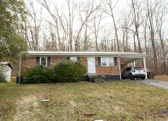 Property at 39 Meadow Dr, Stanton, KY 40380, 3 beds, 1 bath