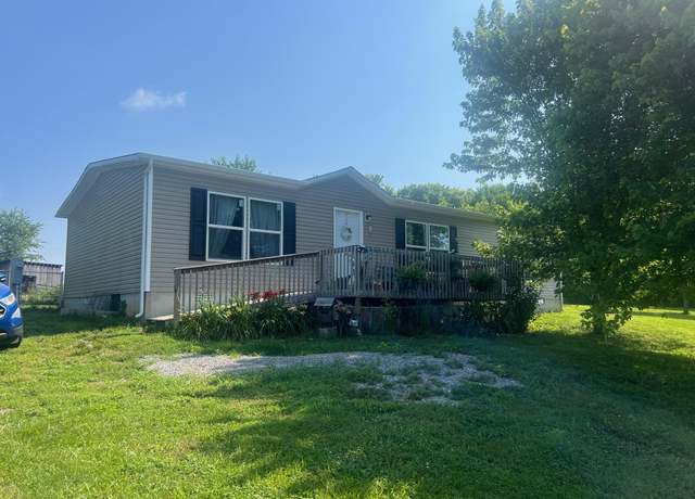 Property at 1835 Pollys Bend Rd, Lancaster, KY 40444, 3 beds, 2 baths