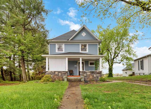 Property at 309 West Columbia St, Somerset, KY 42501, 3 beds, 2 baths