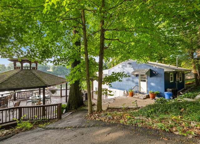 Property at 1786 Paradise Camp Rd, Harrodsburg, KY 40330, 3 beds, 2 baths
