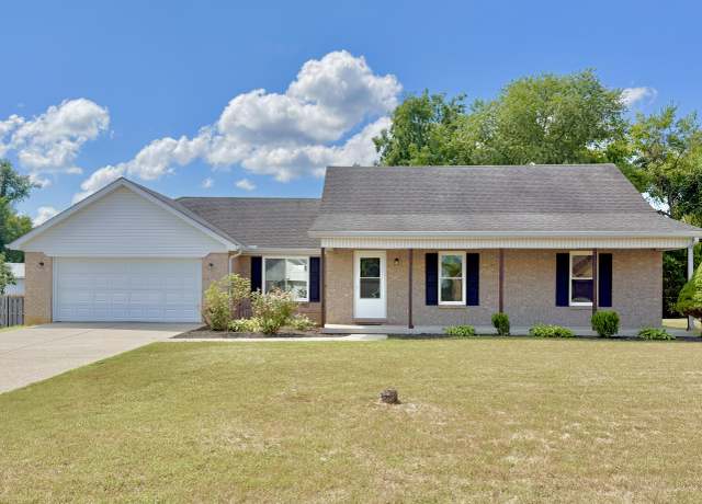 Property at 136 Greenside Dr, Somerset, KY 42501, 4 beds, 2 baths