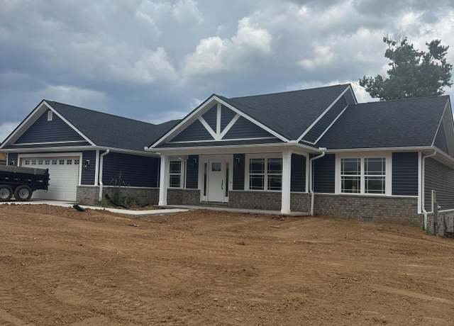 Property at 161 Carriage Ct, Somerset, KY 42503, 3 beds, 2 baths
