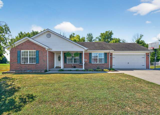 Property at 102 General Cleburne Dr, Richmond, KY 40475, 3 beds, 2 baths