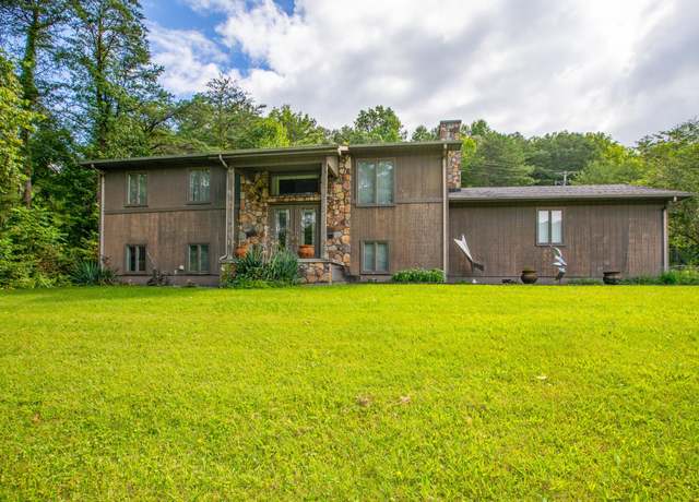 Property at 6254 North US 25 Unit East, Gray, KY 40734, 5 beds, 2 baths