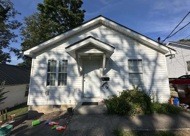 Property at 121 East Locust St, Richmond, KY 40475, 3 beds, 1 bath