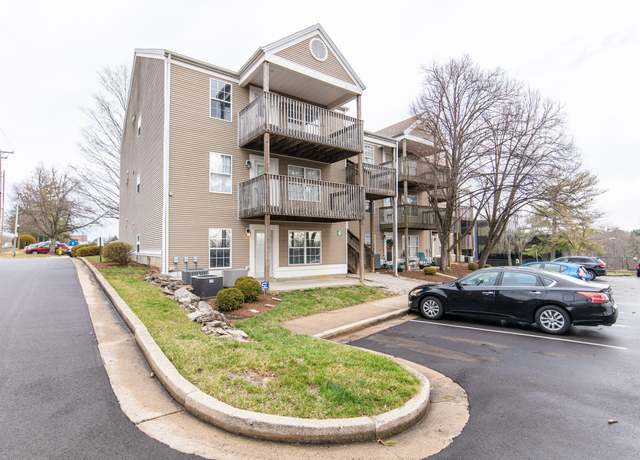 Property at 858 Malabu Dr #5000, Lexington, KY 40502, 3 beds, 2 baths