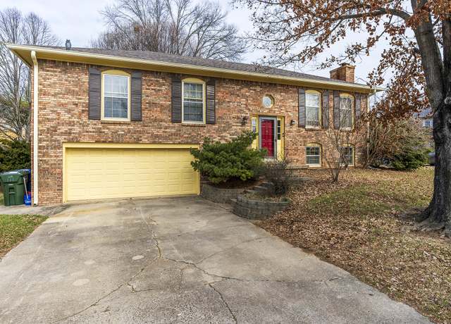 Property at 4372 Clemens Dr, Lexington, KY 40514, 3 beds, 3 baths