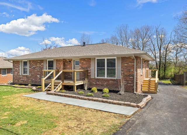 Property at 204 Valley Rd, Danville, KY 40422, 4 beds, 2 baths