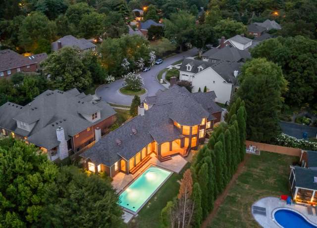 Property at 744 Garden Grove Walk, Lexington, KY 40502, 5 beds, 4 baths