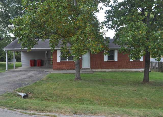 Property at 328 Spruce Dr, Frankfort, KY 40601, 3 beds, 1 bath