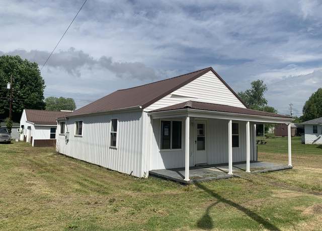 Property at 901 Eastern Ave, Worthington, KY 41183, 2 beds, 2 baths
