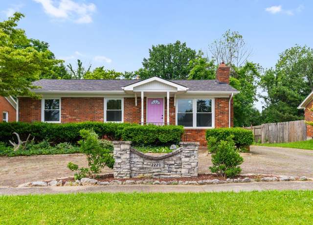 Property at 2229 Alexandria Dr, Lexington, KY 40504, 4 beds, 3 baths