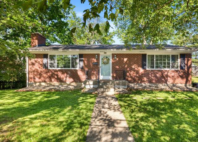 Property at 680 Beaumont Ave, Harrodsburg, KY 40330, 3 beds, 2 baths