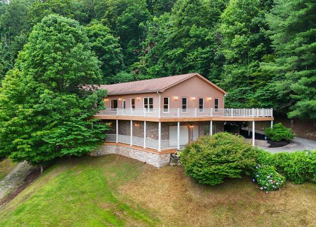 Property at 11238 Campton Rd, Stanton, KY 40380, 7 beds, 5 baths