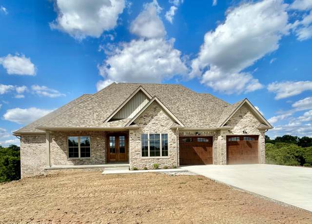 Property at 371 Silver Lake Dr, Mt Sterling, KY 40353, 6 beds, 4.5 baths