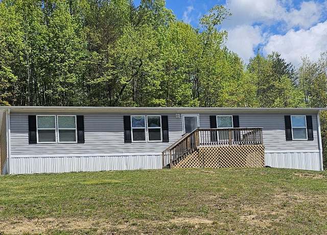 Property at 2350 Log Cabin Rd, Corbin, KY 40701, 4 beds, 2 baths