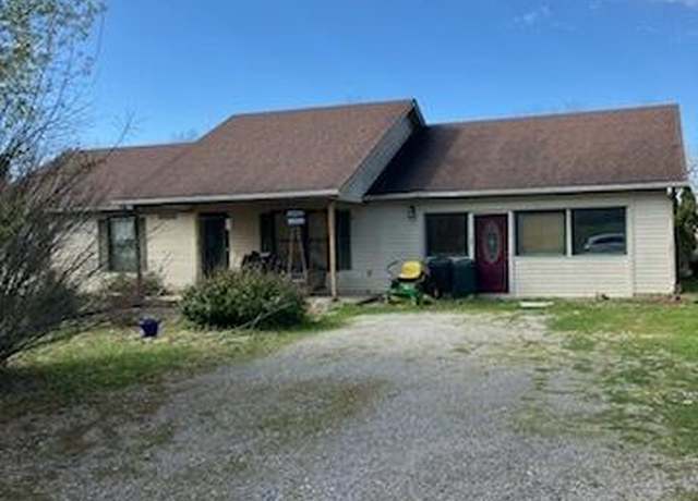 Property at 131 Sunrise Dr, Lancaster, KY 40444, 3 beds, 2 baths
