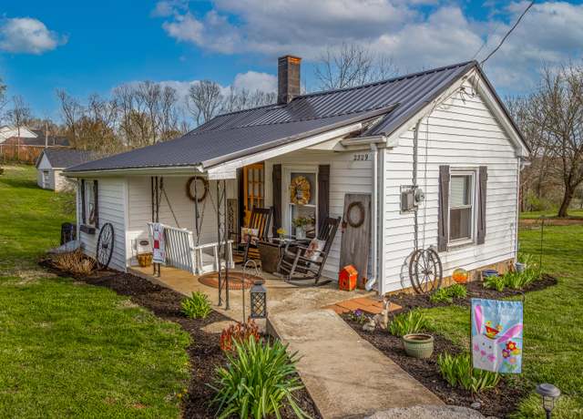 Property at 2329 Leestown Road Rd, Frankfort, KY 40601, 2 beds, 1.5 baths