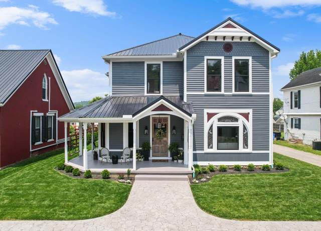Property at 105 E 4th St, Augusta, KY 41002, 5 beds, 4 baths
