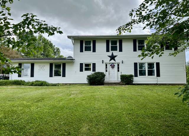 Property at 220 Spring Valley Dr, Winchester, KY 40391, 4 beds, 2.5 baths