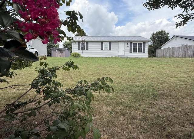 Property at 58 Hermine Dr, Somerset, KY 42503, 3 beds, 1 bath