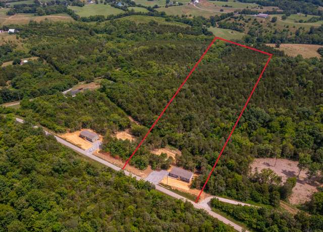 Property at 346 Parsons Ln, Harrodsburg, KY 40330, 4 beds, 2 baths