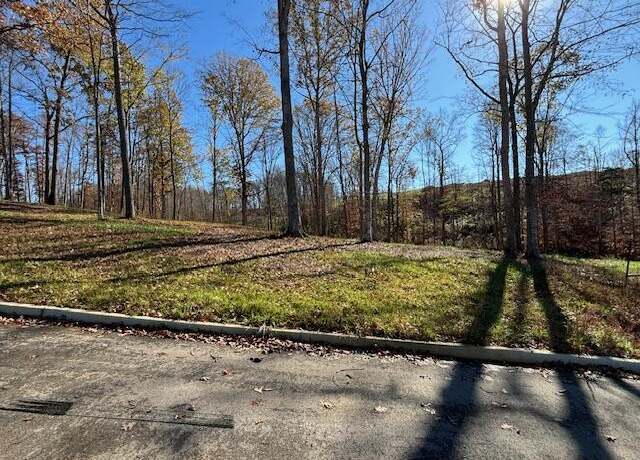 Property at 285 Woods Creek Lake Dr, Somerset, KY 42503