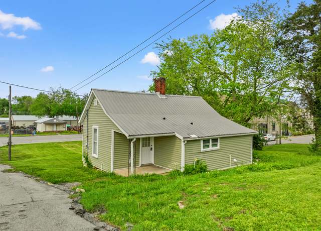 Property at 128 Fort St, Harrodsburg, KY 40330, 1 bed, 1 bath