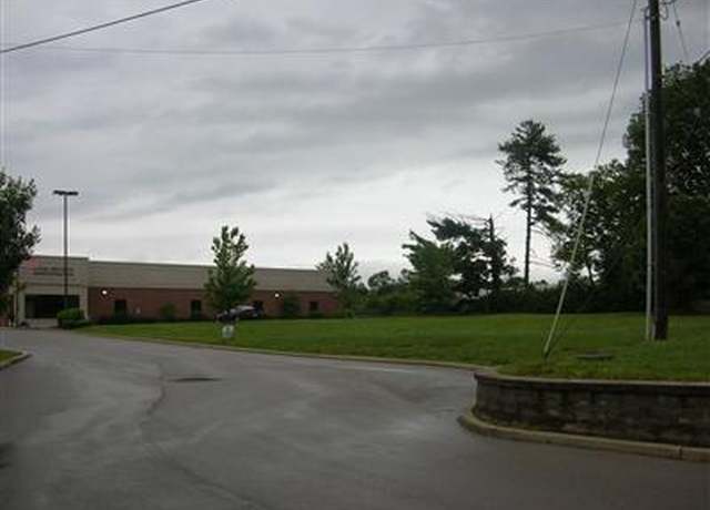 Property at 40 Saturn Dr, Somerset, KY 42501