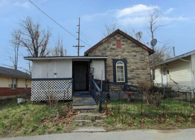 Property at 406 West Washington St, Winchester, KY 40391, 2 beds, 1 bath