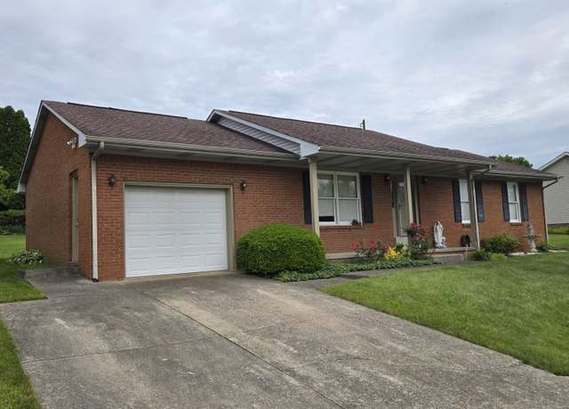 Property at 110 Albany Ln, Winchester, KY 40391, 3 beds, 2 baths