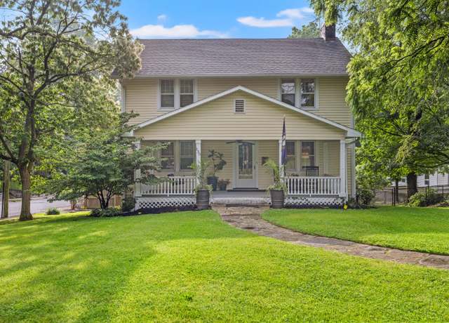 Property at 230 Maple Ave, Danville, KY 40422, 4 beds, 3.5 baths