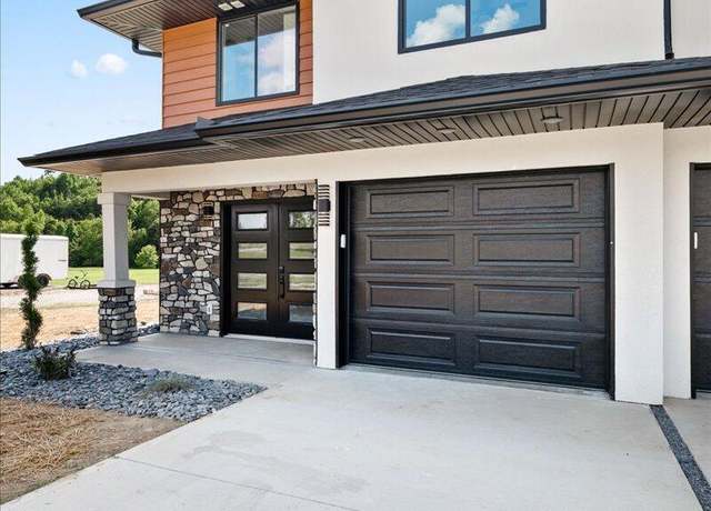 Property at 145 Crooked Creek Drive Dr, London, KY 40744, 3 beds, 2.5 baths