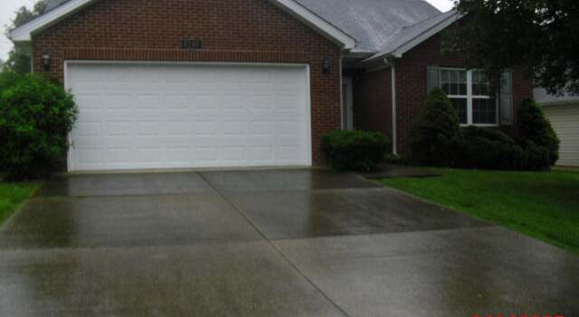 Photo of 1210 Leathers Ln, Frankfort, KY 40601