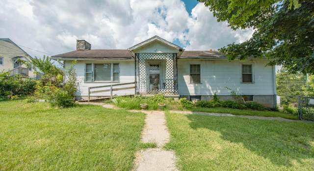 Photo of 215 Harmon St, Paris, KY 40361