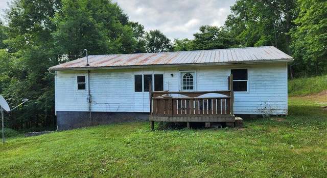 Photo of 2704 Fishing Creek Rd, Yosemite, KY 42566