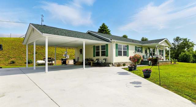 Photo of 358 Quillen Chapel School Rd, Campton, KY 41301